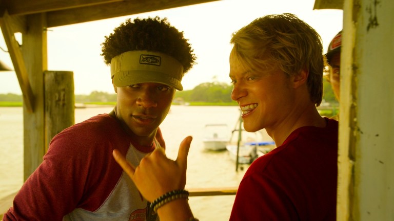 Outer Banks. (L to R) Jonathan Daviss as Pope, Rudy Pankow as JJ in episode 401 of Outer Banks.