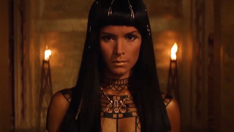 Patricia Velasquez as Anck-Su-Namun in The Mummy